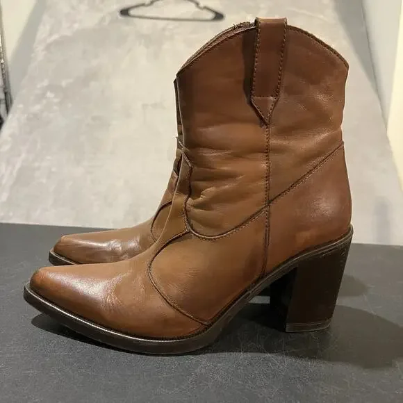 Emanuele Crasto Boots Womens 39 EUR Brown Leather Heel Ankle Boho Boots